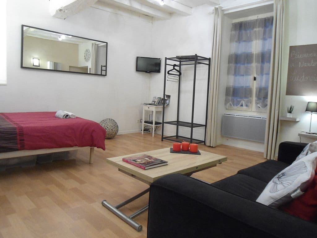 A louer appartement T1 meublé 44000 Nantes